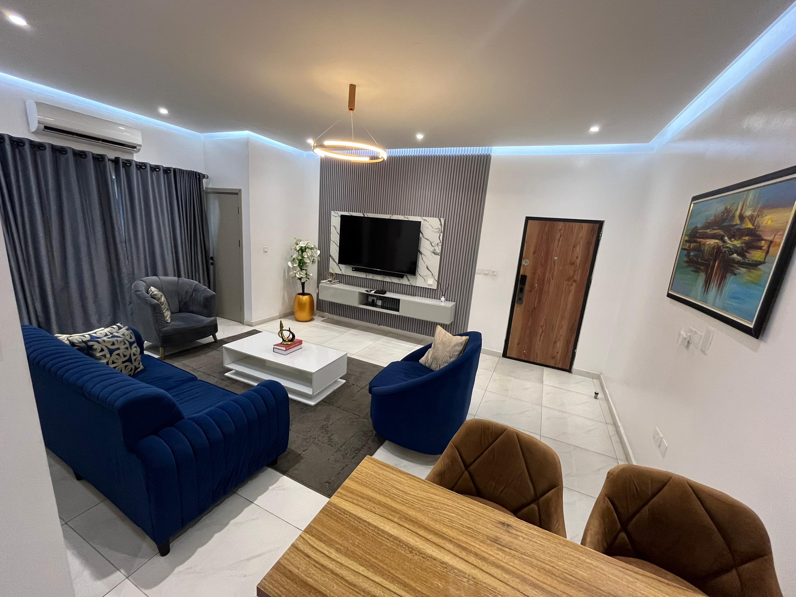 Exquisitely furnished 2 bedroom apartment